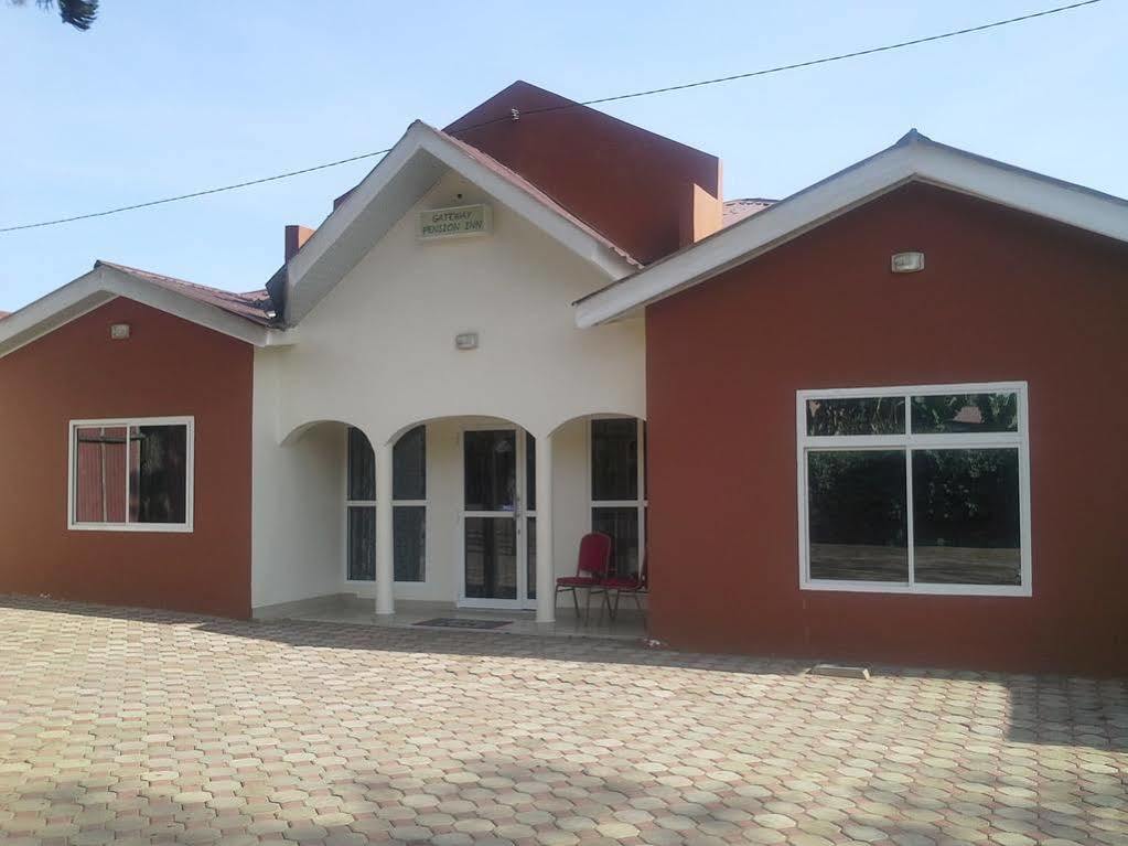 Gateway Pension Inn Arusha Bagian luar foto